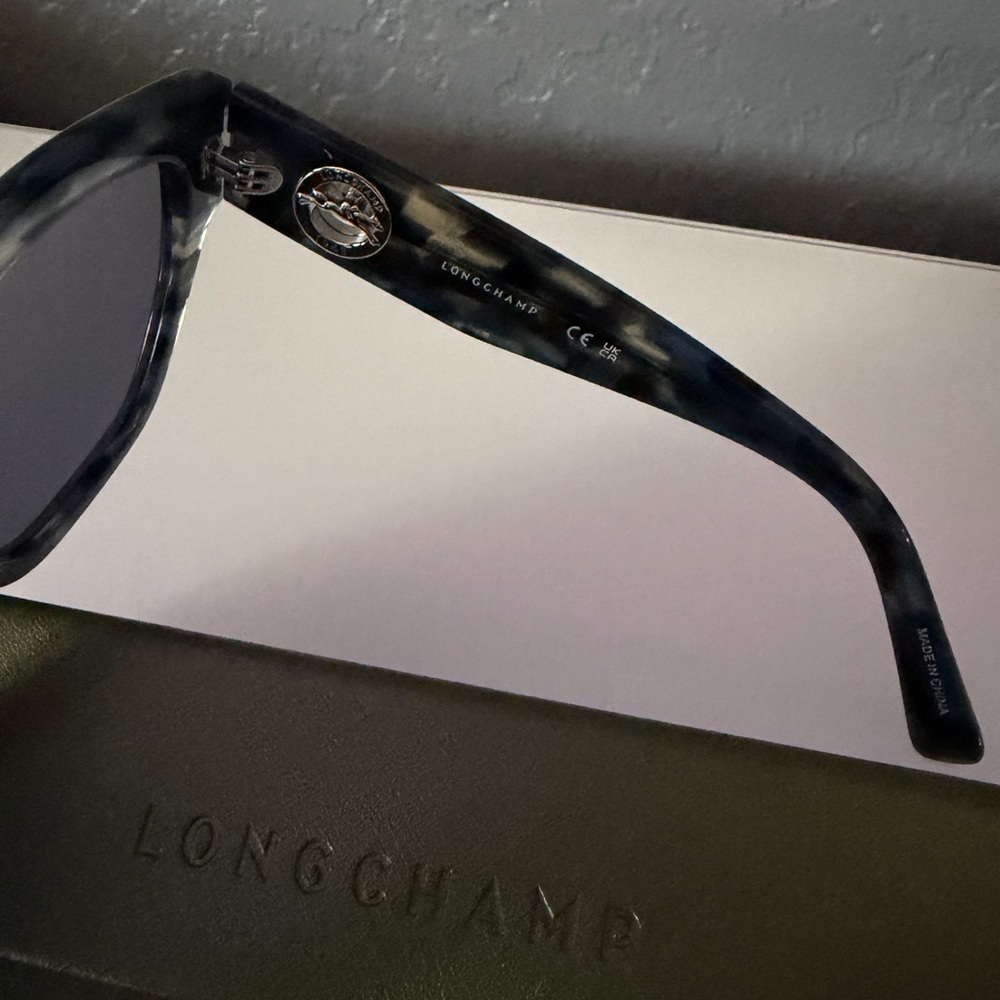 Longchamp Sunglasses, LO741S, NEW - Picture 7 of 7